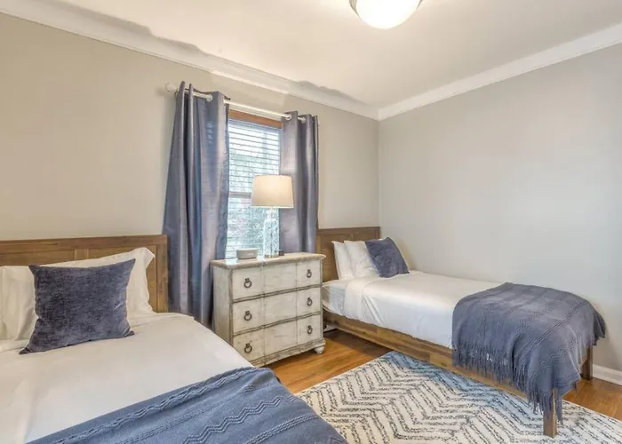 Holiday home Onecozyplace | King Bed • Expo•tu • Downtown